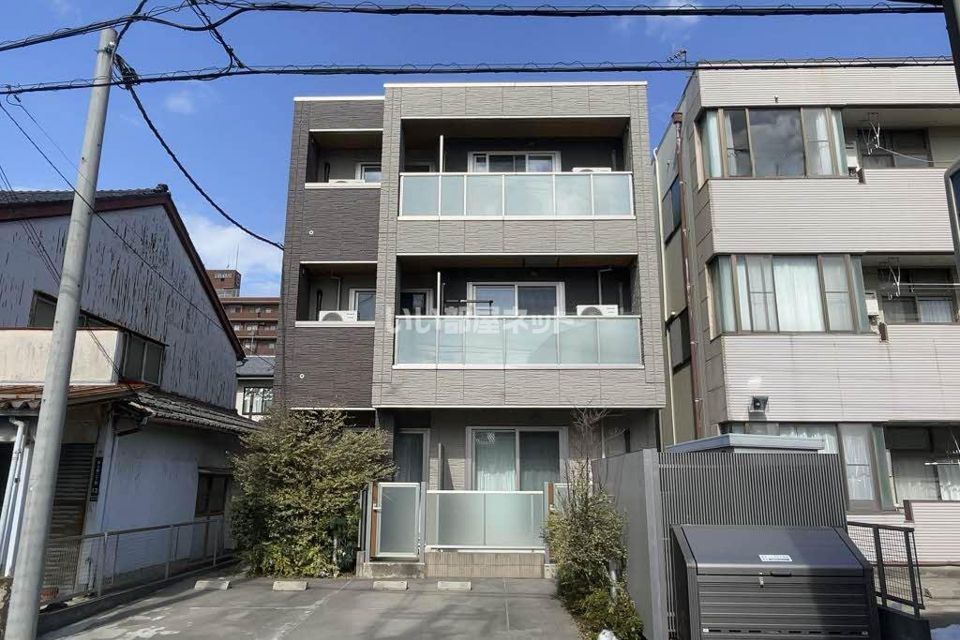 プレザントの外観画像