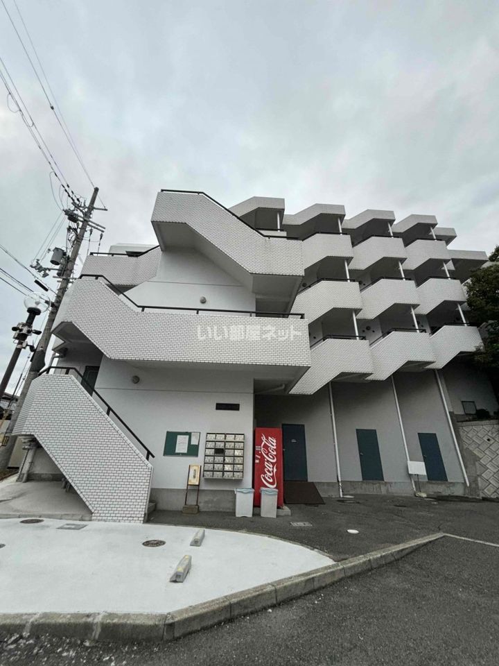 カレッジタウングリーンヒルBの外観画像