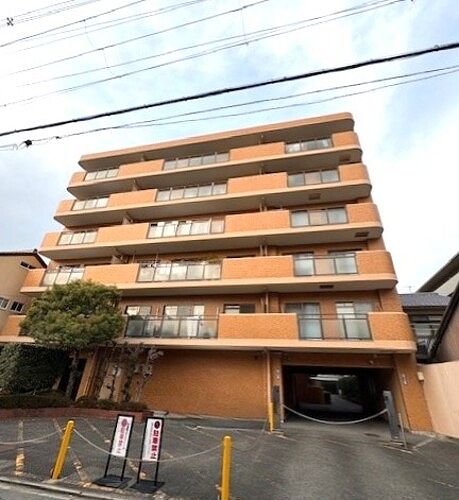 ライオンズマンション一条智恵光院の外観画像