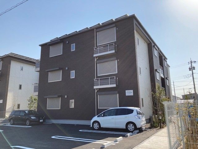 オカバ袖ヶ浦駅前シャーメゾンAの外観画像