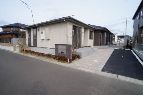 シャーメゾンプランドールAの外観画像
