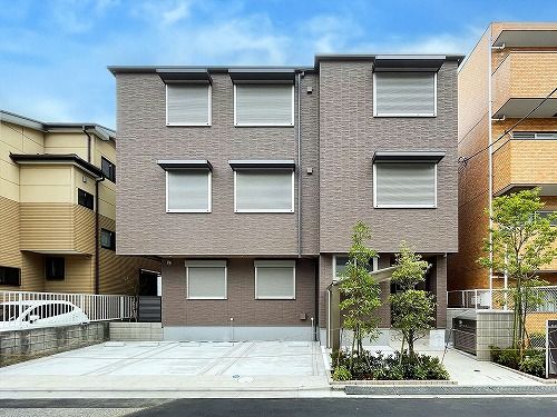 フラットフィールドIIの外観画像