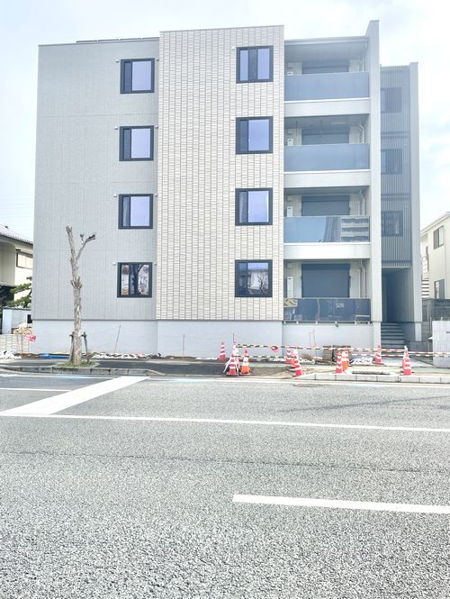 シャーメゾン小仲台の外観画像