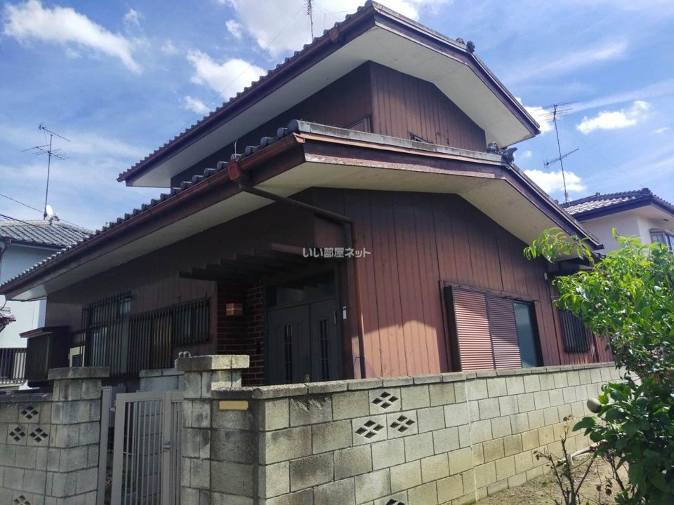 鴻巣市鎌塚3丁目戸建の外観画像