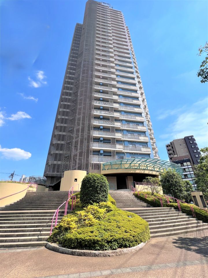 川口パークタワーの外観画像
