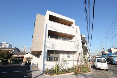 イーエムサンの外観画像