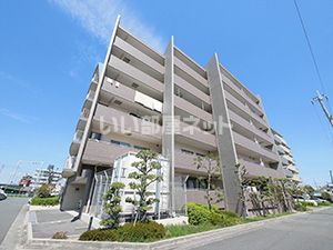 イリス 南茨木の外観画像