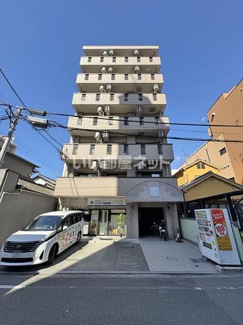れぐるす中一万の外観画像