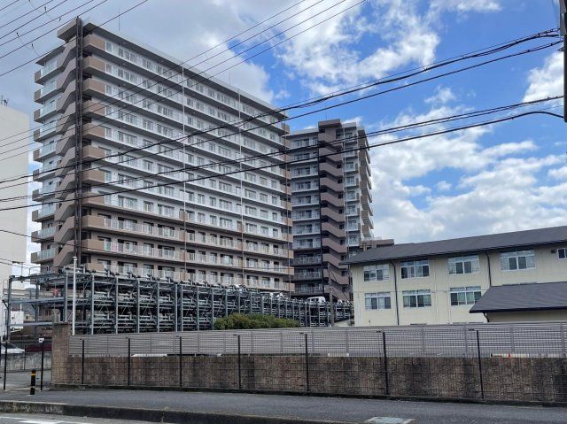 プレミスト天理の外観画像