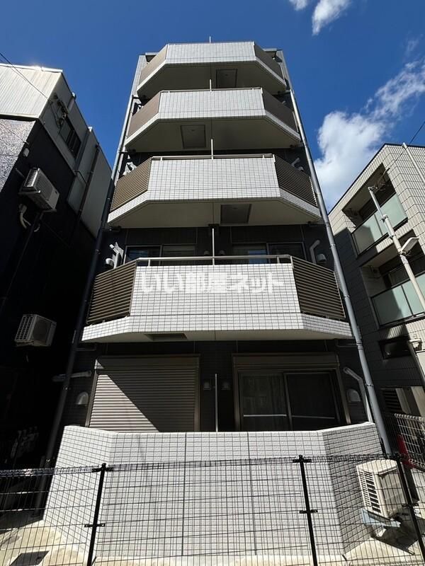 エストゥルースプラス川崎の外観画像