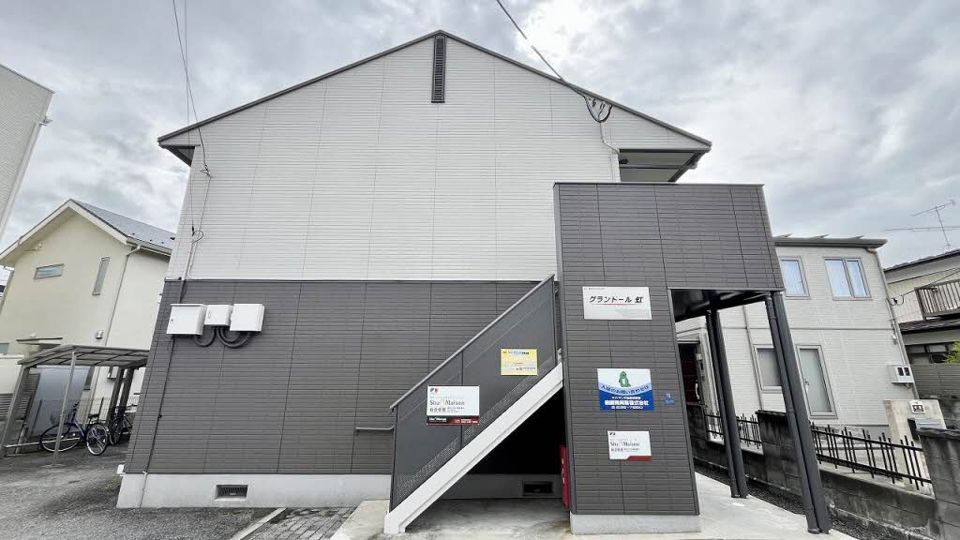 グランドール虹の外観画像