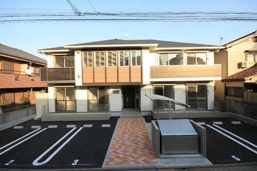 リヴェール 三原の外観画像
