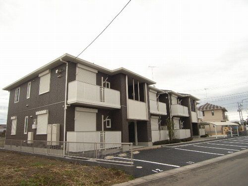 ファミーユIの外観画像