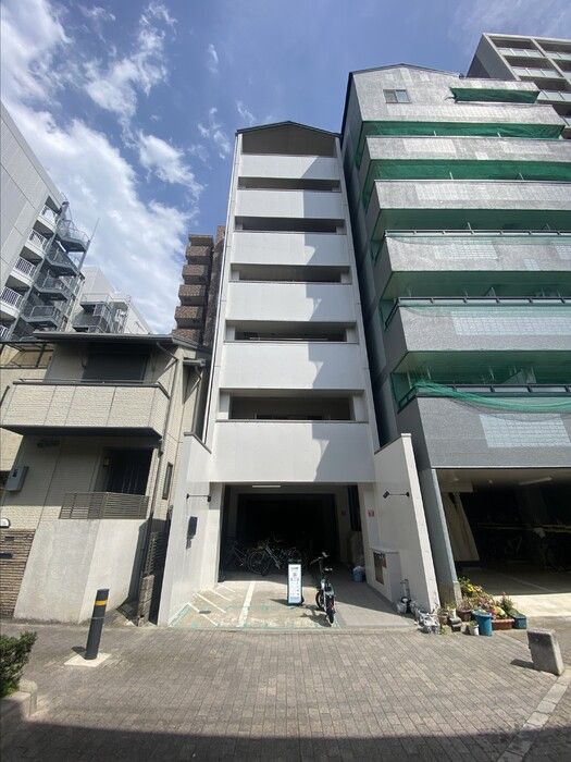 THE RESIDENCE 二条駅北の外観画像