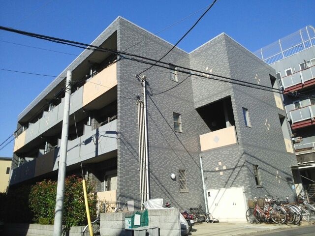 LAZO・Y.S.Kの外観画像