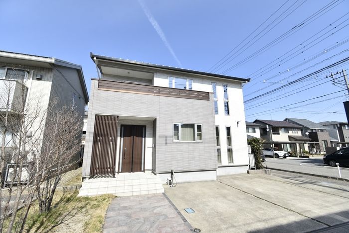 女池上山貸家の外観画像