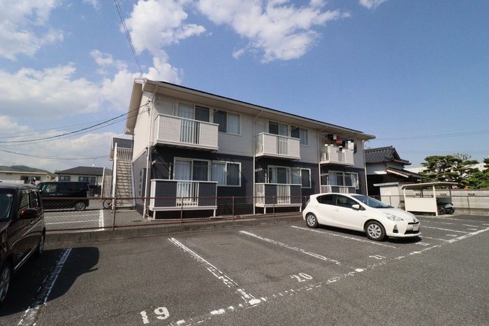 クレールシャトー吉田 B棟の外観画像