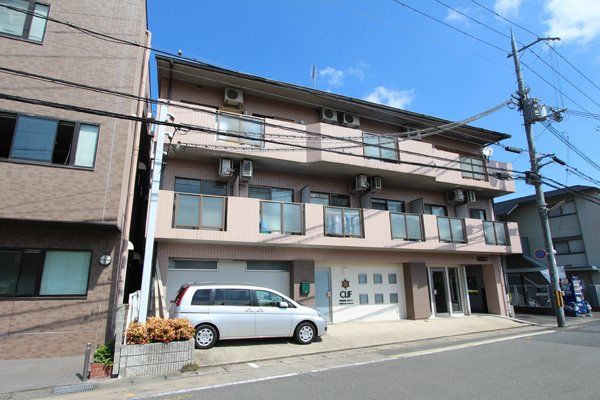 ブラザー河田の外観画像