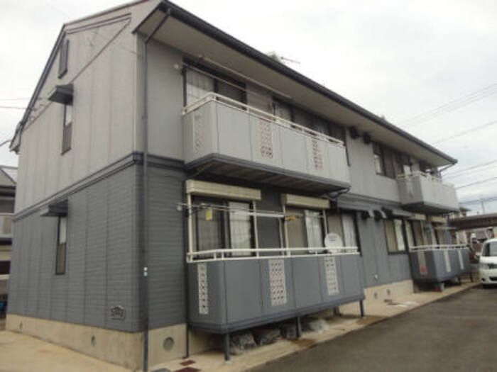 ファミール高畑 Bの外観画像