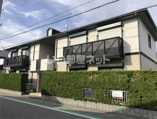 ヴィラ・シャンピニヨンⅡFの外観画像