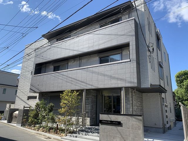 サントゥアリオ ラートの外観画像