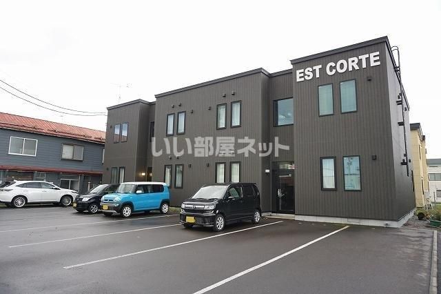 EST CORTEの外観画像