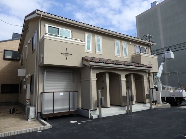ベルソレイユ春岡A棟の外観画像