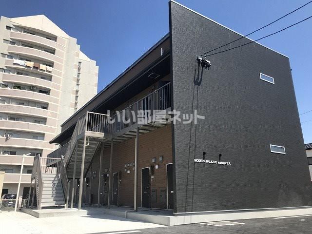 Modern Palazzo Isahaya S.R.の外観画像