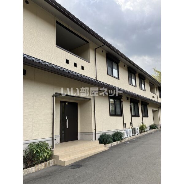ソレアード御室の外観画像