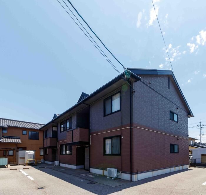 コンフォール ターブル A棟の外観画像