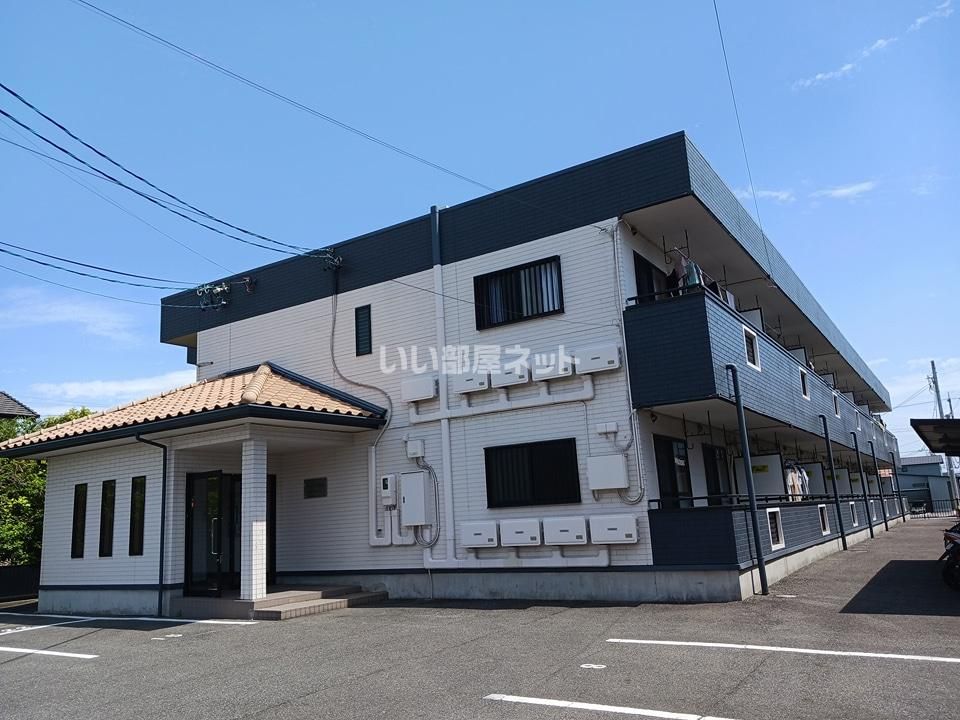 ファミーユ中山の外観画像