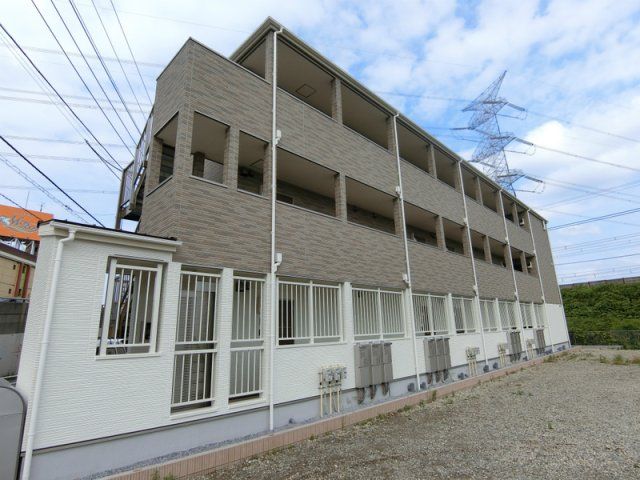 QREASの外観画像