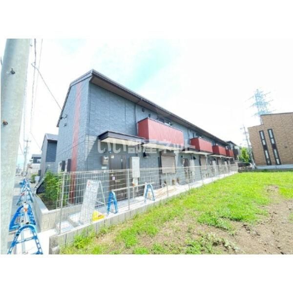 ガレージハウス朝宮B棟の外観画像