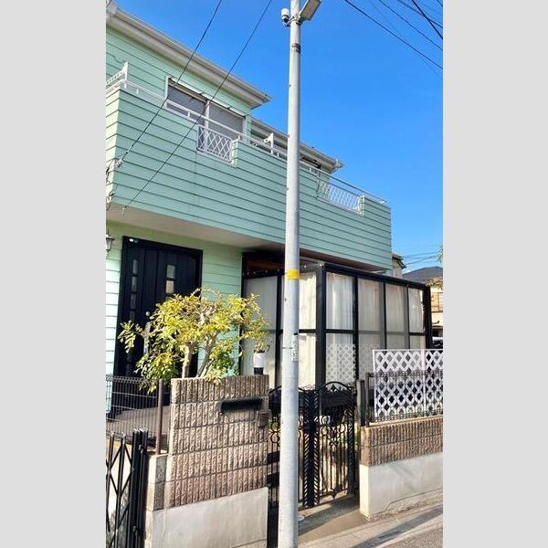 里戸建の外観画像