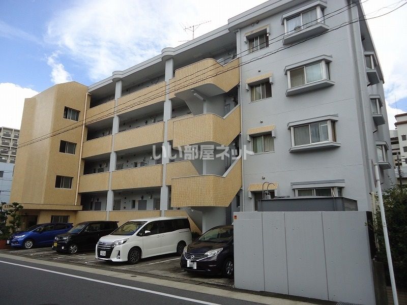 いづみハイツの外観画像