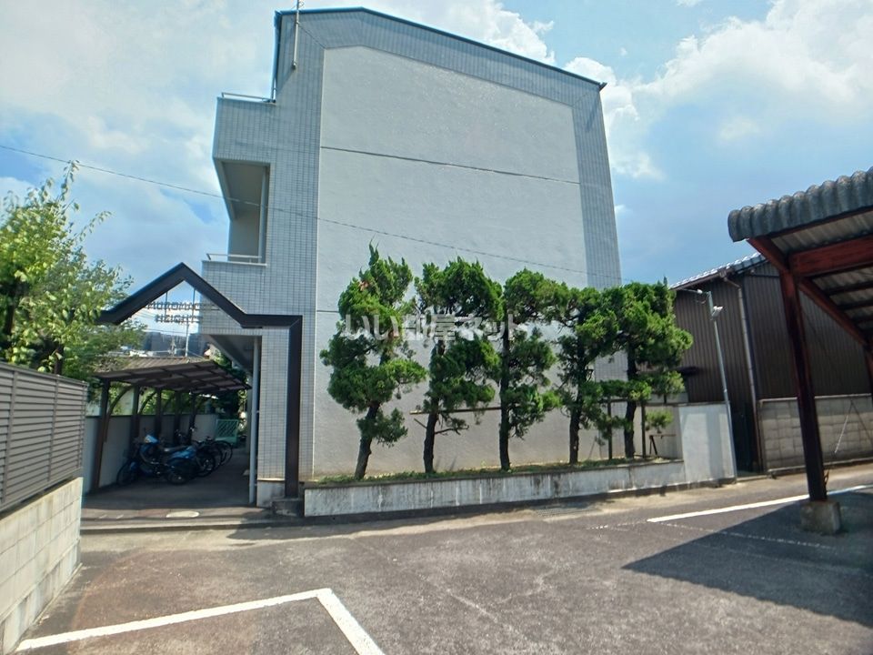 室町ハイツの外観画像