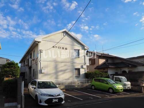 ホワイト西山の外観画像