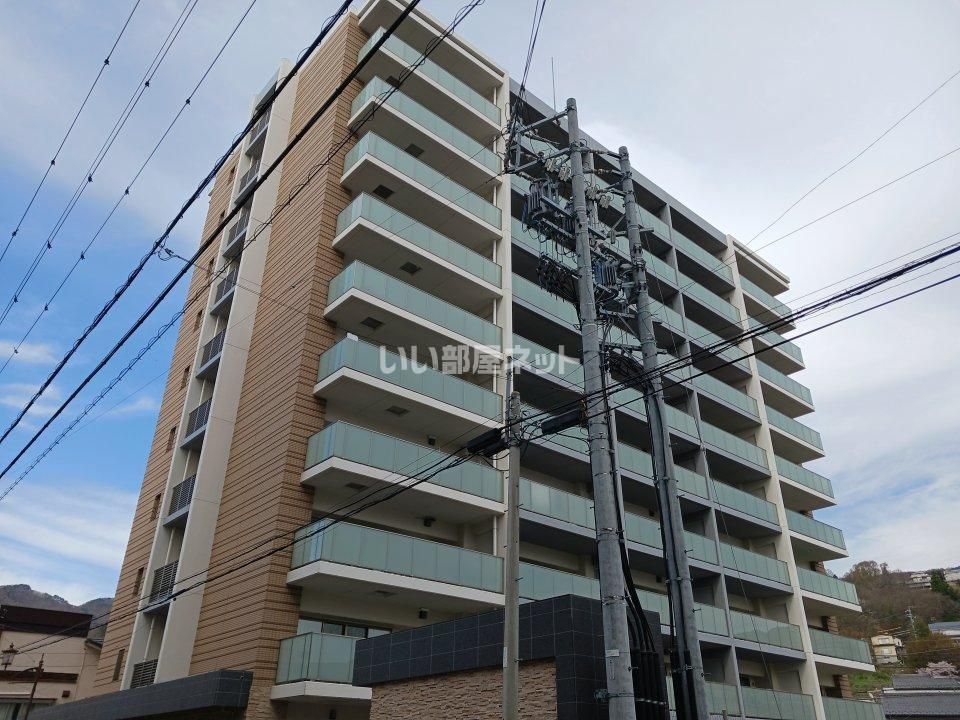 ポレスター湖岸通り参番館の外観画像