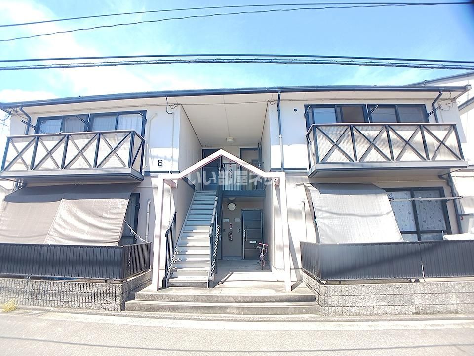 エモーション B棟の外観画像