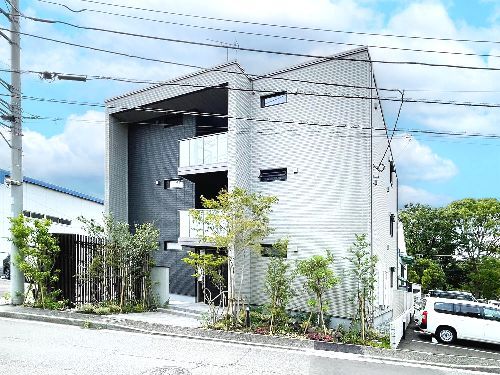 コンフォーザの外観画像