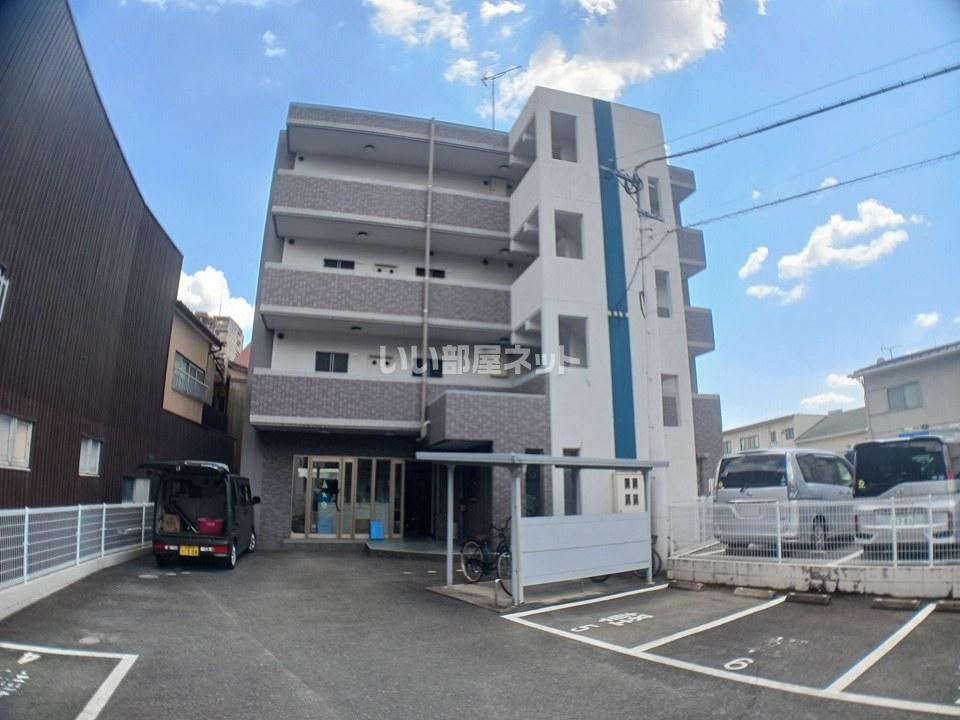 シュトラーゼ鳥栖の外観画像
