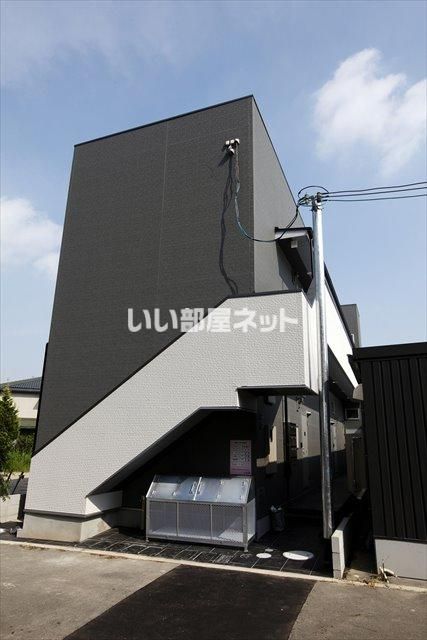 Opus One深井の外観画像