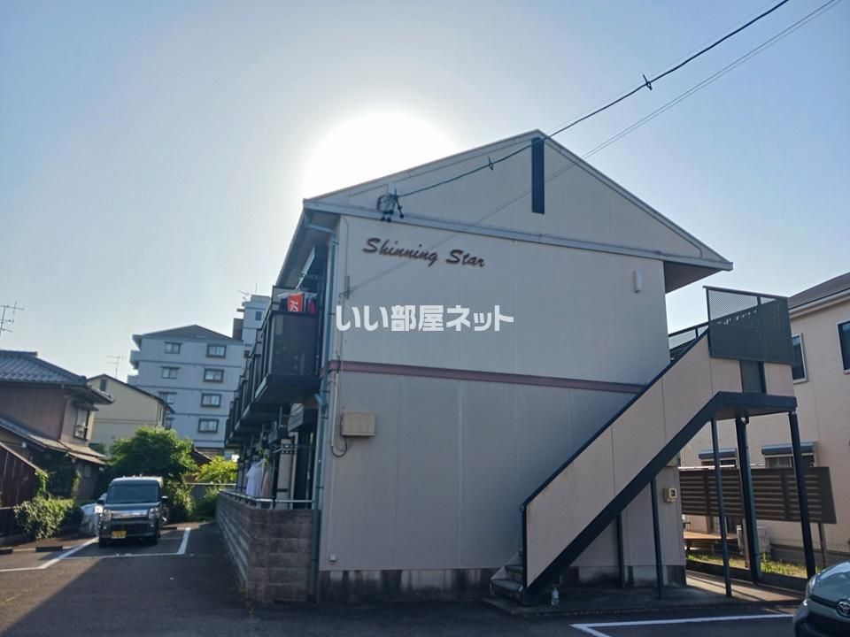ShiningStarの外観画像