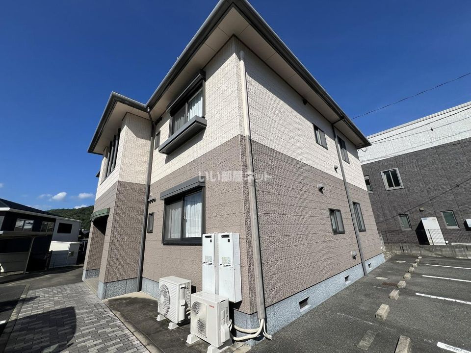 レーヴィンス稲葉の外観画像