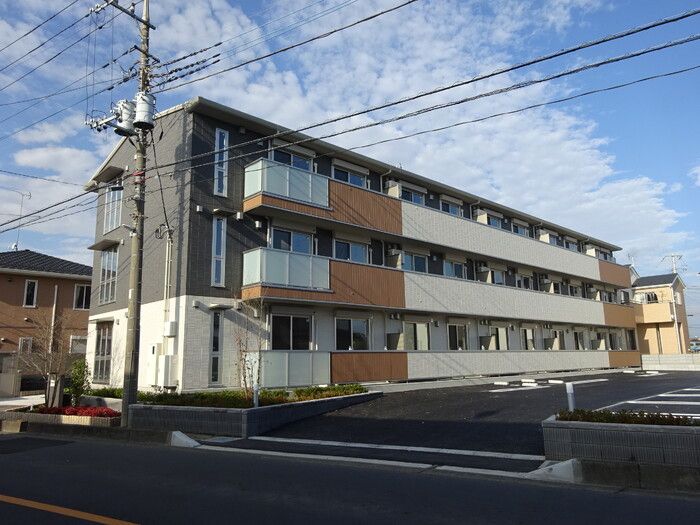 Clover fieldの外観画像