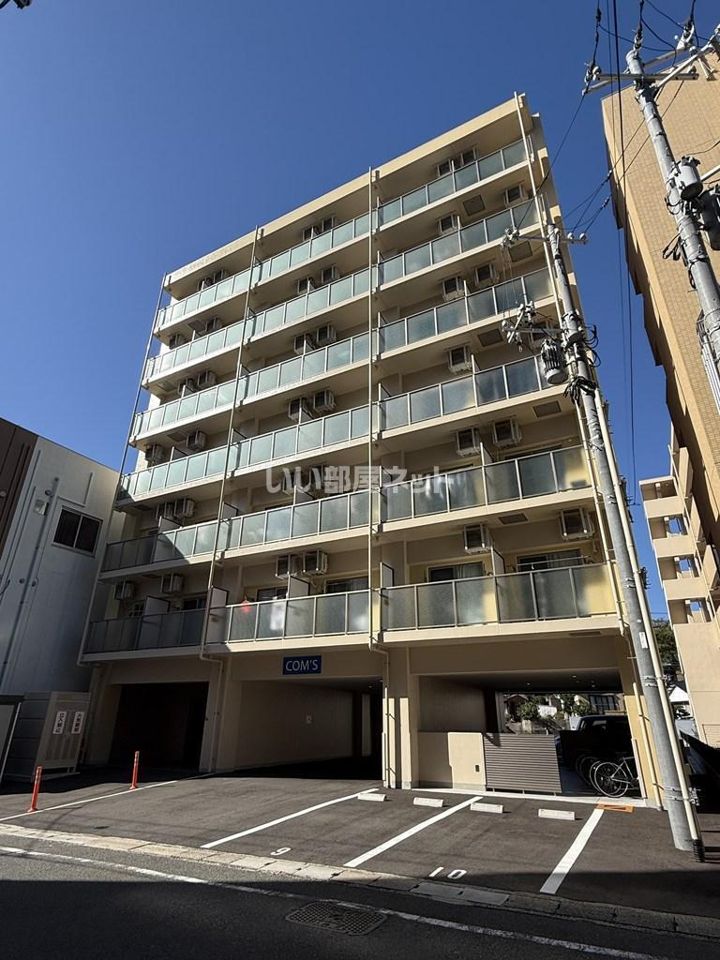 HALELEA ROCCA南館の外観画像