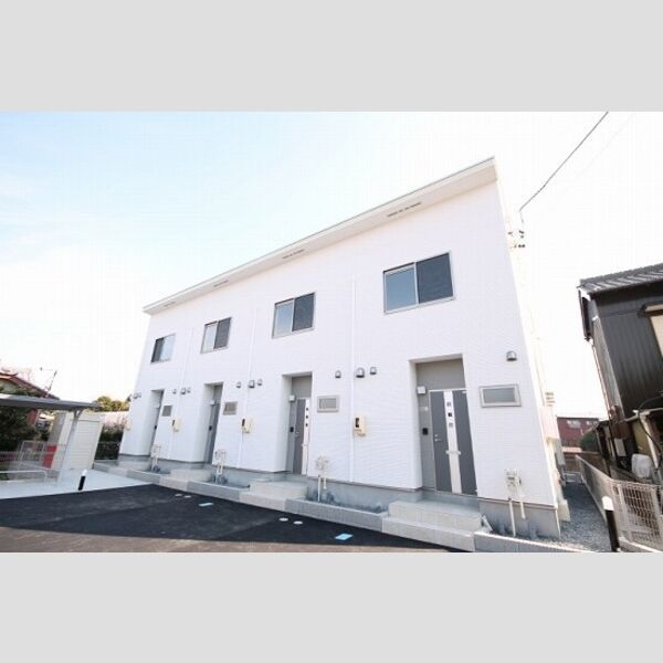 VILLAGE雅の外観画像