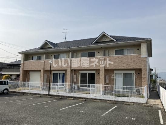 ラディエノールA棟の外観画像