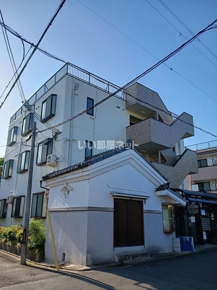 小華マンションの外観画像