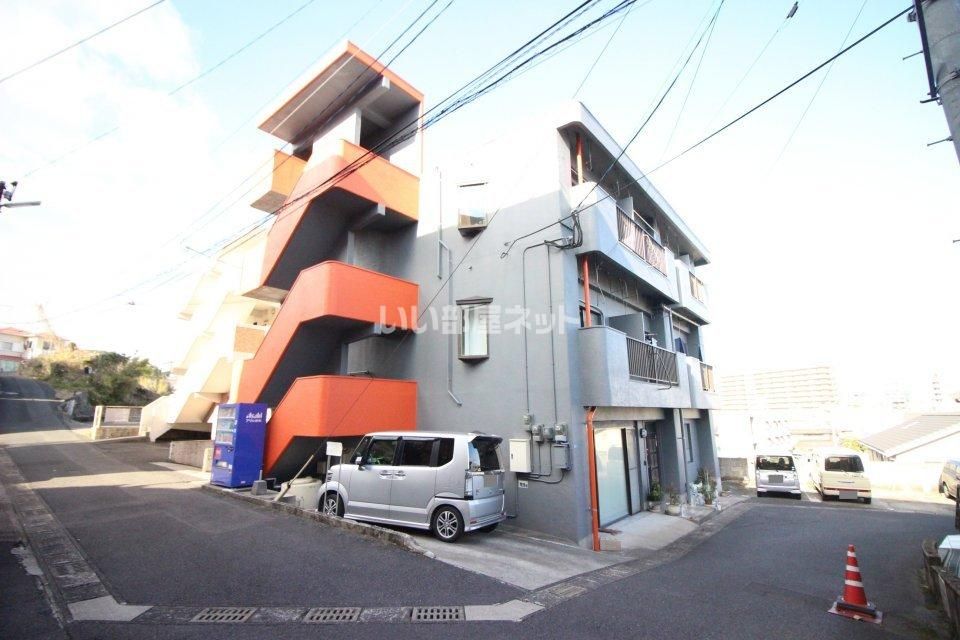 唐湊NⅡビルの外観画像